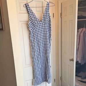 Old Navy Blue and White Gingham V‑Neck Midi Dress